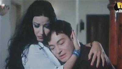 بحضن لـ أحمد زاهر.. سمية الخشاب تسخر من خسارة مانشتسر يونايتد أمام ليفربول 