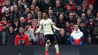 محمد صلاح يسجل هاتريك في فوز ليفربول على يونايتد