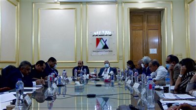 التخطيط العمراني تناقش مشروع وادي كركرة بحضور مسئولي الجهات المعنية