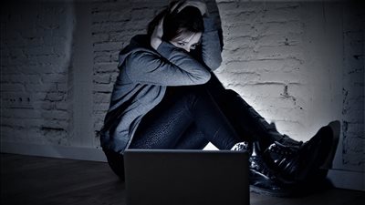 ضحاياه 30 فتاة.. ضبط أحد المتهمين بابتزاز فتيات ونشر صورهن على الإنترنت عبر تليجرام