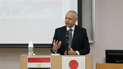 إمبراطور اليابان يشكر سفير مصر في طوكيو لجهوده في تعزيز العلاقات بين البلدين