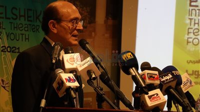 محمد صبحي عن تكريم سميحة أيوب في شرم الشيخ المسرحي: تأخر كثيرًا 