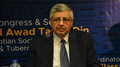 مستشار رئيس الجمهورية يوضح جهود الدولة لتخطي أزمة جائحة كورونا