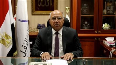 كامل الوزير يستعرض خطة النقل للتحول الرقمي داخل الموانئ المصرية 