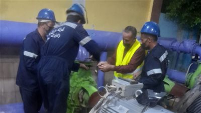 مياه سوهاج تشكل فرق مناوبة لرفع كفاءة التشغيل وتحسين أداء المحطات