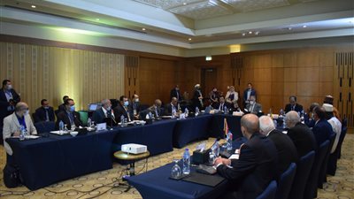 وزير الري يفتتح جلسة الهيئة المشتركة لدراسة وتنمية خزان الحجر الرملي النوبي