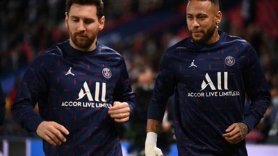 نيمار وميسي يقودان هجوم باريس سان جيرمان لمواجهة نانت في الدوري الفرنسي