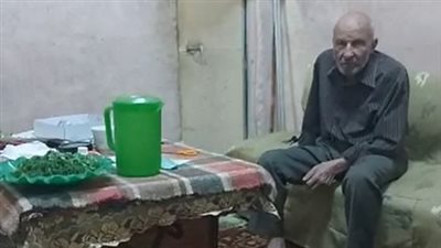 بعد محاولة الورثة طرد السكان من العقار.. عم عبد العزيز يستنجد بمحافظ بورسعيد لتوفير شقة