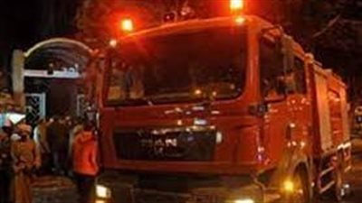 السيطرة على حريق نشب في مصنع بالمنطقة الصناعية بالإسماعيلية | فيديو