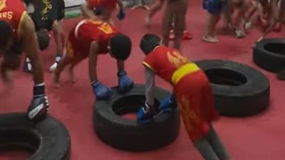 بإطارات السيارات.. بطل أولمبي ينجح في تدريب فريق للكونغو فو بالبحيرة ويحصد 44 ميدالية في بطولة الجمهورية