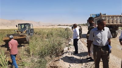 إزالة 75 حالة تعدٍّ على أراضٍ أملاك دولة وزراعية وري بأسيوط