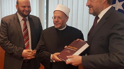 مفتي الجمهورية: نحن على أتم الاستعداد لتدريب وتأهيل أئمة البوسنة 