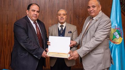 جامعة طنطا تؤكد دعمها للمبادرات الرئاسية للشمول المالي والتحول الرقمي