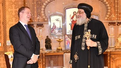 البابا تواضروس الثاني يستقبل سفير المملكة المتحدة في مصر