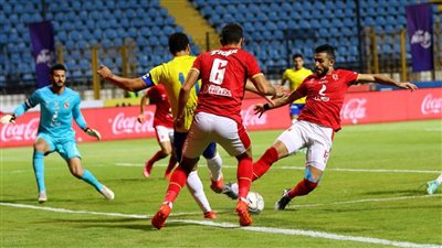 عطل يصيب غرفة الفار قبل انطلاق مباراة الأهلي والإسماعيلي