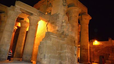 معبد كوم أمبو..  تحفه فنية أبدع بها المصريين القدماء 