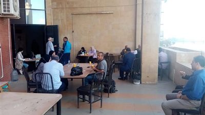 توافد أعضاء الجمعية العمومية بنادي الصيد في المنصورة لانتخابات مجلس الإدارة الجديد