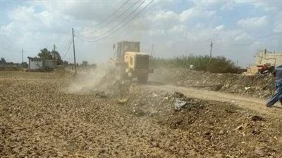 إزالة 125 تعدٍ على أملاك الدولة والأراضي الزراعية بالشرقية | صور