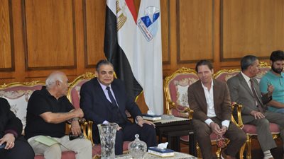 وفد هولندي يبحث مع جامعة كفر الشيخ الاهتمامات في مجال التغيرات المناخية والزراعة الذكية