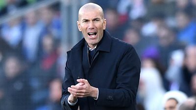 زيدان مرشح لتدريب النصر السعودي