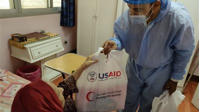 التضامن: الهلال الأحمر يقدم خدمات لـ 97 دار رعاية مسنين بمختلف المحافظات