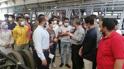 لطلاب الميكاترونكس.. جامعة القاهرة التكنولوجية الجديدة تستمر في التدريب العملي