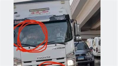 تحريات مكثفة لضبط المتهمين في واقعة التحرش بابنة الفنانة نشوى مصطفى