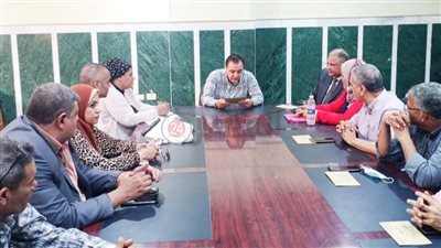 رئيس مدينة ملوى: تفعيل دور المدارس للتوعية بأضرار ومخاطر زواج الأطفال تحت السن القانوني