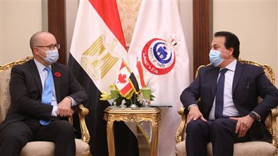 وزير التعليم العالي يستقبل السفير الكندي لبحث سبل التعاون في القطاع الصحي