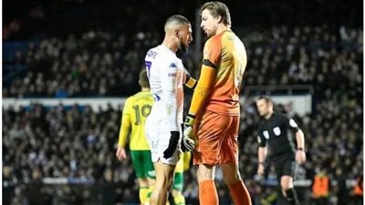 رافينيا ردًا على حارس نوريتش: نحن لسنا برشلونة I صور