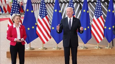 بداية حقبة جديدة.. بايدن يعلق الرسوم الجمركية بين أمريكا والاتحاد الأوروبي