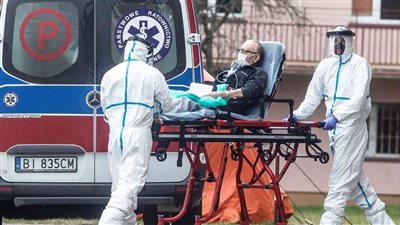 بولندا تسجل 5742 حالة جديدة بفيروس كورونا 