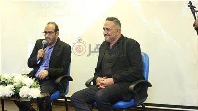 عصام زكريا عن خالد سرحان: اكتشف نفسه بالكوميديا وطور من الأدوار اللي بيقدمها 