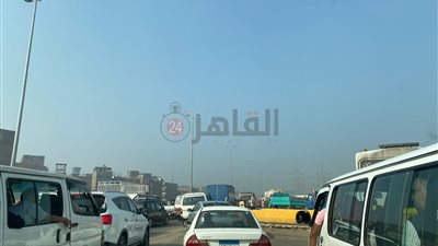 زحام بالطريق الدائري.. تعرف على الحالة المرورية بالقاهرة والجيزة | صور