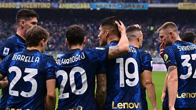 قطار إنتر يدهس أودينيزي بثنائية في الدوري الإيطالي