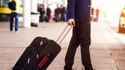 50 دعاء للزوج المسافر.. أدعية وداع الزوجة لزوجها 