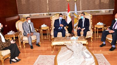 الغربية تحصل على المركز الأول في محو أمية الكبار