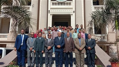 رئيس جامعة بنها يشهد برنامج دعم الطلاب الفائقين علميًا