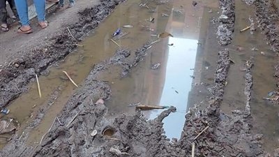 المياه تُهدد منازل قرية إبوان بالمنيا | فيديو وصور