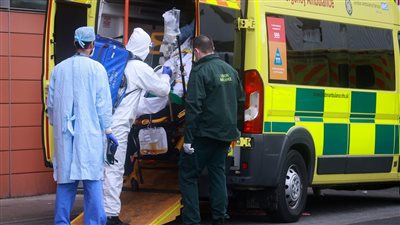 الصحة البريطانية: المستشفيات تشهد زيادة 14 ضعفا في عدد مرضى كورونا