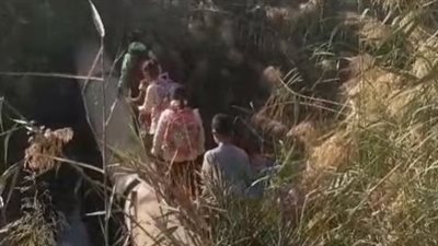 رحلة علم محفوفة بالغرق.. أهالي طلاب قرية المجابرة بسوهاج: محتاجين كوبري للحفاظ على سلامة الطلاب