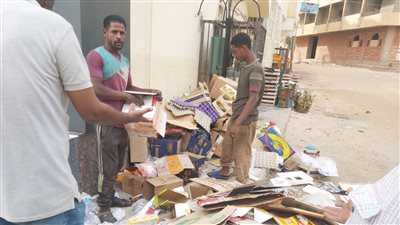 مداهمة 12 مخزنًا للنباشين وإيقاف مخالفات بناء بمدينة أسوان