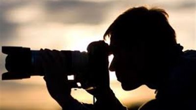 الإفتاء توضح حكم الصور الفوتوغرافية وتعليقها والاحتفاظ بها للذكرى