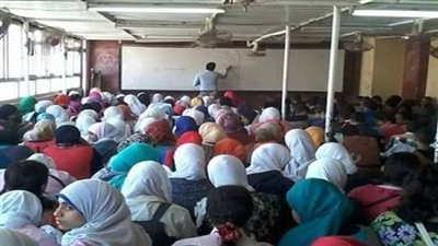 للمعلمين في مصر.. كل ما تريد معرفته عن الشق القانوني لفرض ضرائب على الدروس الخصوصية