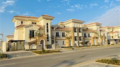 وزارة الإسكان تضع اللمسات النهائية لفيلات العاصمة الإدارية