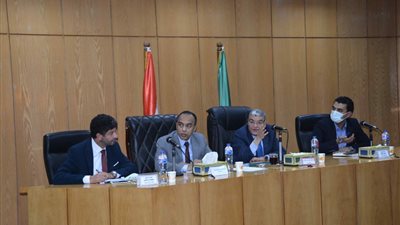 محافظ المنيا يتابع الموقف التنفيذي لـ مشروعات حياة كريمة