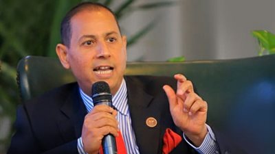 بالحبس والغرامة.. الرقابة المالية تواجه توصيات بيع وشراء الأسهم بالبورصة عبر مواقع التواصل الاجتماعي