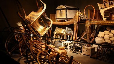 كيف احتفى أمير الشعراء أحمد شوقي باكتشاف مقبرة توت عنخ آمون؟