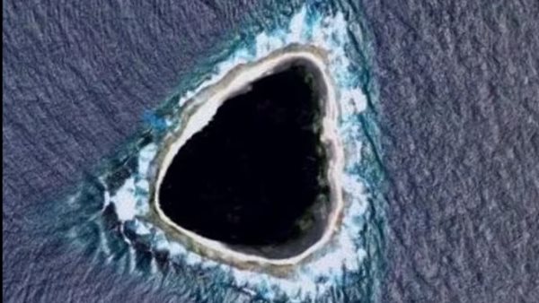 جزيرة فوستوك 