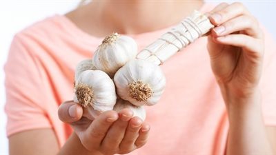 الحفاظ على حياة أطول..7 فوائد مثبتة للثوم